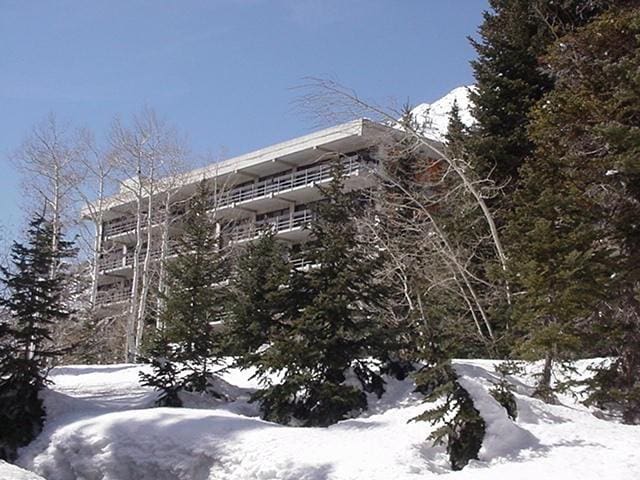 9202 E Lodge Dr Unit 201202, Snowbird, UT 84092 - view of snow covered building