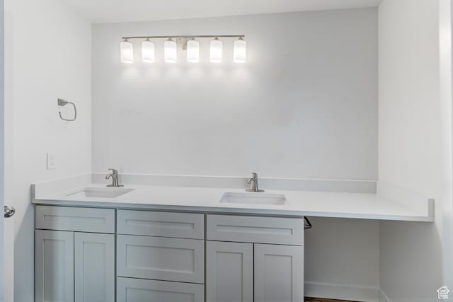 415 E Acoma Rd S, Midvale, UT 84047 - bathroom featuring double vanity