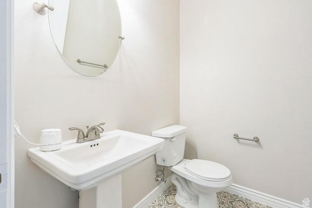 3872 S 1630 W, West Valley City, UT 84119 - half bath with baseboards