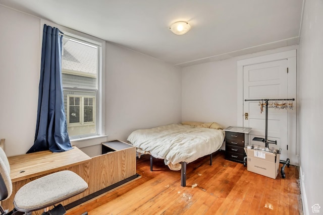 733 E Linden Ave, Salt Lake City, UT 84102 - bedroom featuring light wood-type flooring