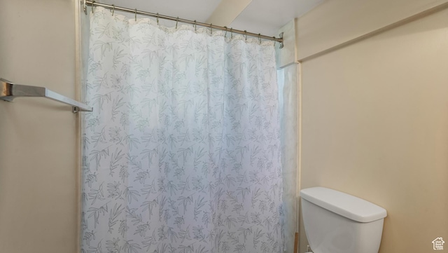 636 Downs Dr, Ogden, UT 84404 - bathroom featuring toilet and a shower with curtain