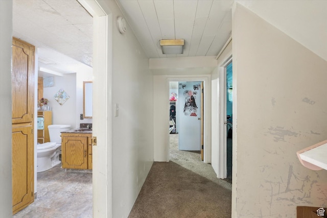 572 W 300 N, Hyrum, UT 84319 - corridor with a sink