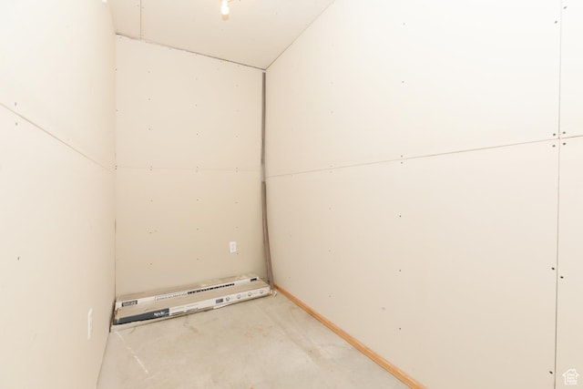 3229 E Riverdale Rd, Preston, ID 83263 - view of laundry area