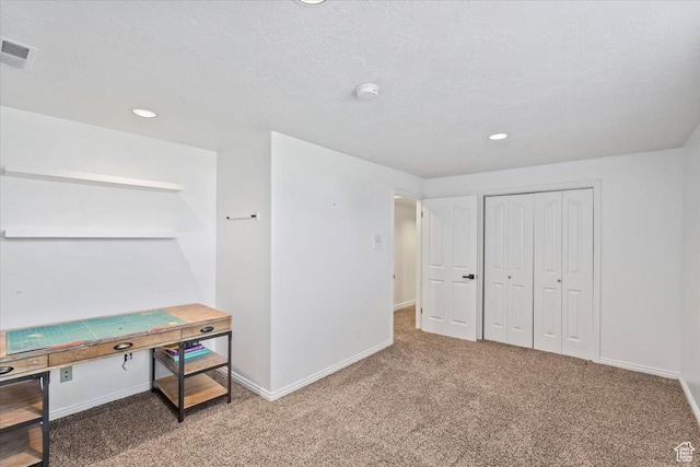 4104 S Bridlewood Dr E, Bountiful, UT 84010 - carpeted bedroom featuring recessed lighting, a closet, and a textured ceiling