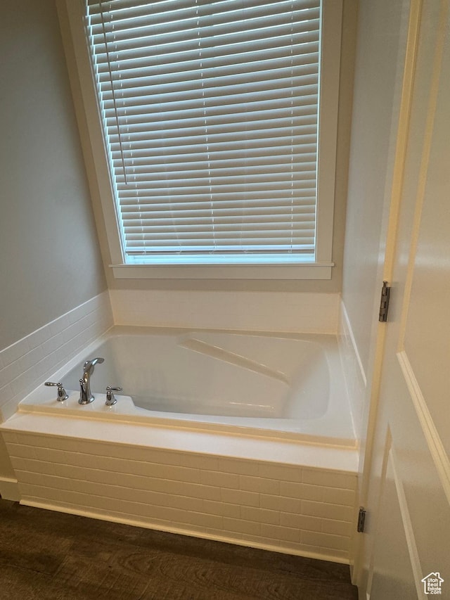 5593 W 5550 S, Hooper, UT 84315 - full bath with a bath and healthy amount of natural light