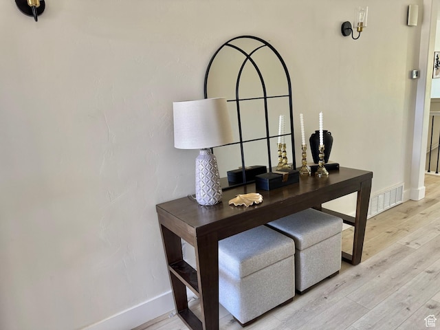 468 W Sunnyrise Ln S, Stansbury Park, UT 84074 - detailed view of wood finished floors and baseboards
