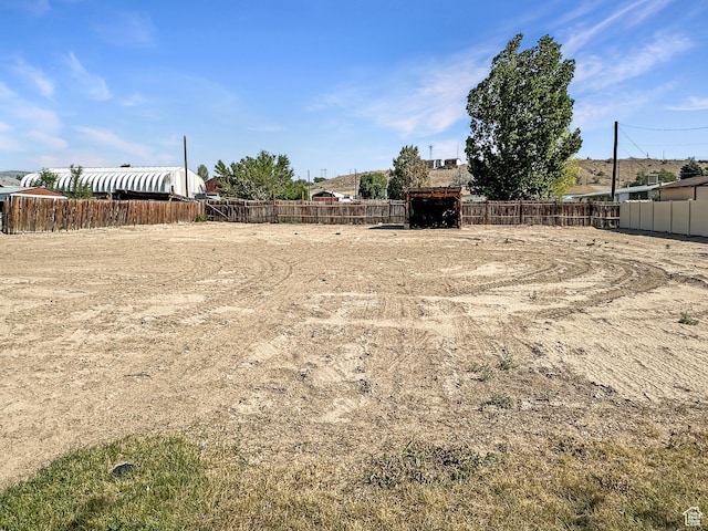 140 W 100 N, Castle Dale, UT 84513 - view of yard