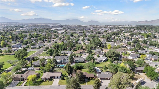 666 E Shelly Ave N, American Fork, UT 84003 - aerial view of residential area featuring mountains
