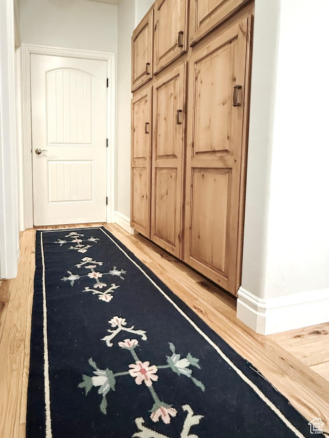 1790 S 940 W, Richfield, UT 84701 - hall featuring light wood finished floors