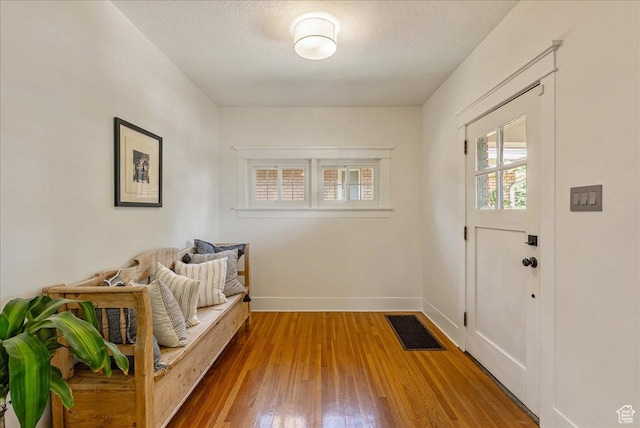 1351 E Browning Ave S, Salt Lake City, UT 84105 - foyer entrance featuring wood finished floors and baseboards