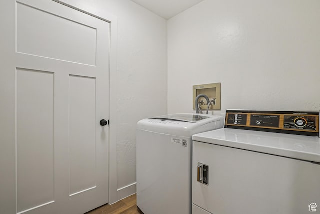 2174 Fenchurch Dr, Park City, UT 84060 - laundry room with washing machine and dryer and wood finished floors