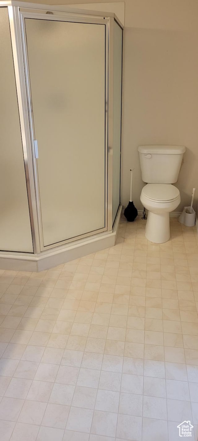 51 N 370 E, American Fork, UT 84003 - full bathroom featuring a stall shower and tile patterned flooring