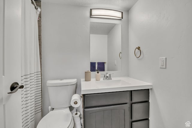 4851 S Woodbridge Dr Unit 38, Holladay, UT 84117 - full bathroom featuring vanity and curtained shower