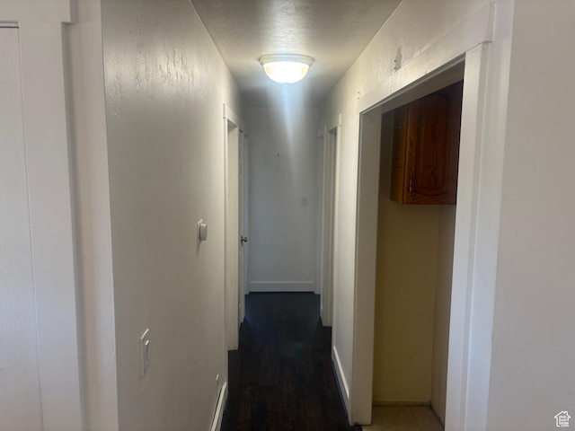 585 S 600 W, Heber City, UT 84032 - corridor with a textured ceiling and baseboards