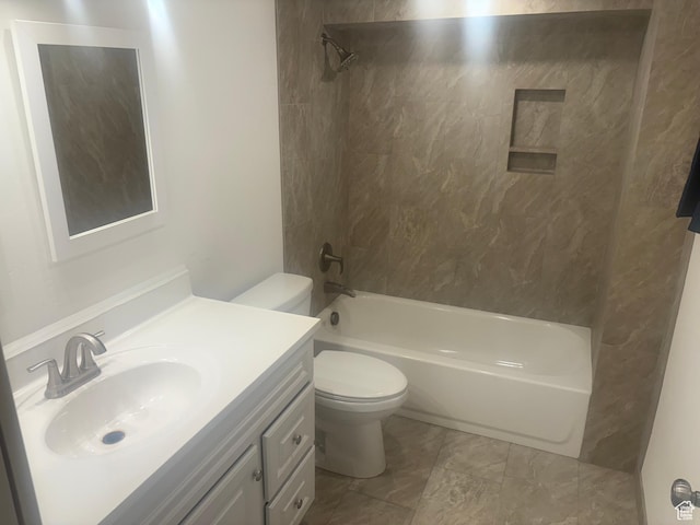 585 S 600 W, Heber City, UT 84032 - bathroom featuring washtub / shower combination and vanity