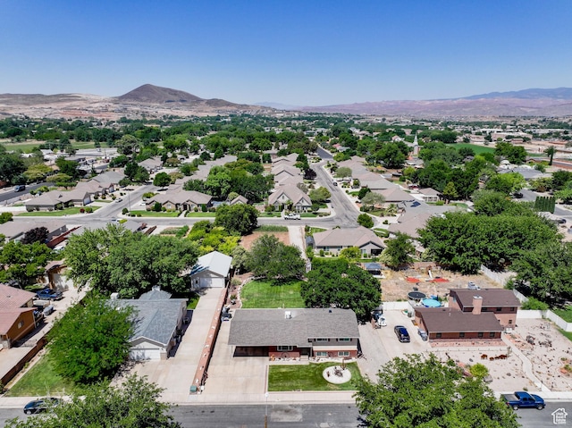 320 S 460 W, Hurricane, UT 84737 - aerial view of residential area featuring a mountain backdrop