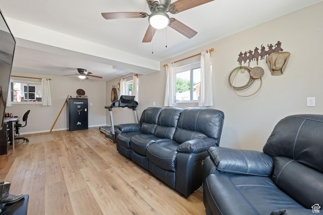 320 S 460 W, Hurricane, UT 84737 - living area featuring light wood finished floors and ceiling fan