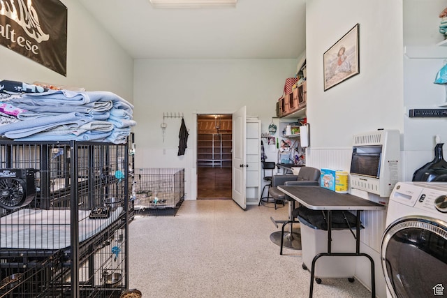 6613 W 200 N, Ogden, UT 84404 - washroom featuring heating unit and washer / clothes dryer