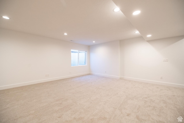 361 E Ventura Blvd, Tooele, UT 84074 - unfurnished room with recessed lighting and light carpet