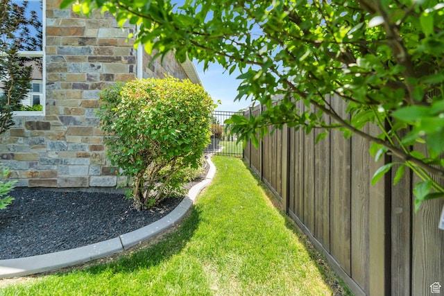 953 E 1000 N, American Fork, UT 84003 - view of yard