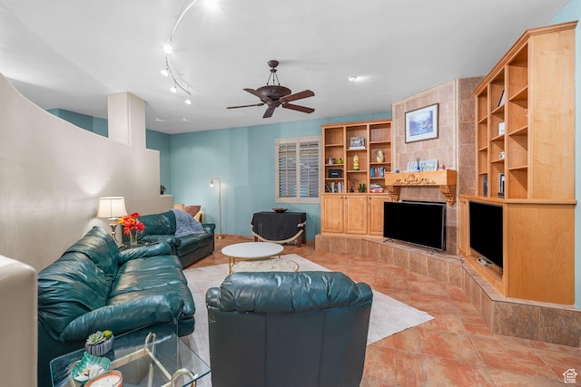 143 E 200 S, St George, UT 84770 - living room featuring a ceiling fan and built in shelves