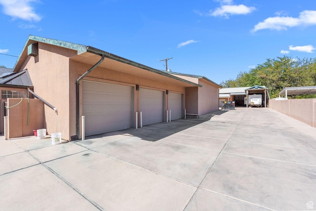 143 E 200 S, St George, UT 84770 - garage with driveway