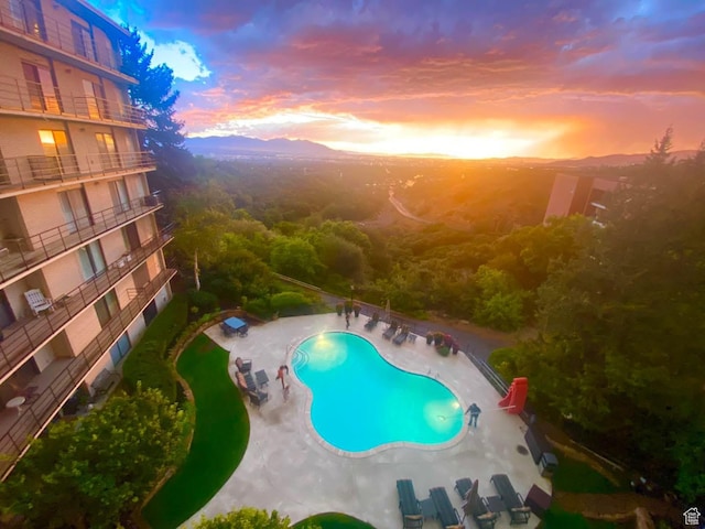 900 S Donner Way E Unit 405, Salt Lake City, UT 84108 - community pool with a patio area
