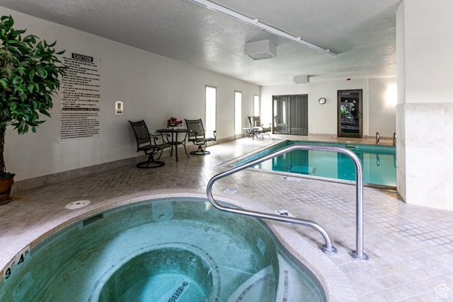245 N Vine St Unit 205, Salt Lake City, UT 84103 - indoor pool featuring an in-ground hot tub