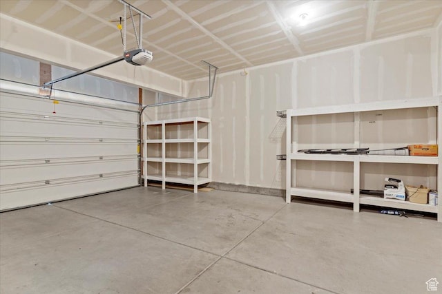 9714 S Oia Ln W, South Jordan, UT 84095 - garage featuring a garage door opener