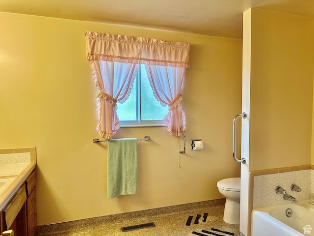 372 E 800 N, Logan, UT 84321 - bathroom featuring vanity and a bath