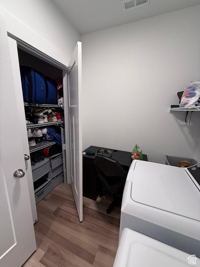 13547 S Hanley Ln Unit 202, Riverton, UT 84096 - office featuring washer / clothes dryer and light wood-style floors