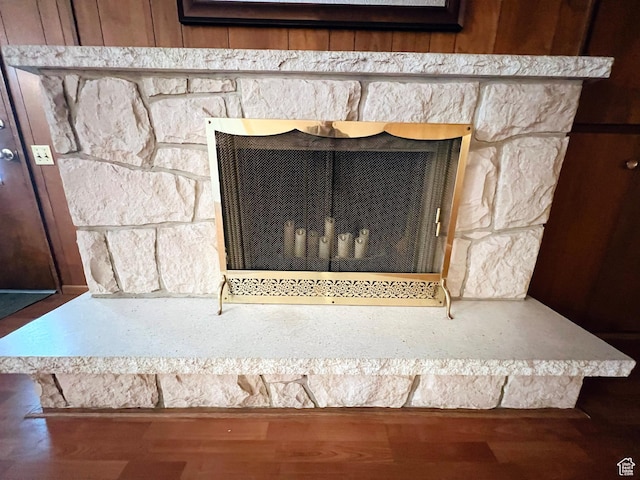 399 W 400 N Unit 47, Bountiful, UT 84010 - detailed view of a fireplace and wood finished floors