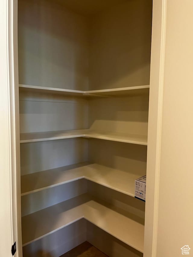 933 N 900 W, Orem, UT 84057 - view of pantry