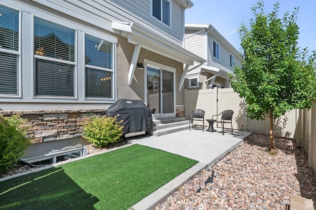 1304 E Weyburn Ln S Unit 10, Holladay, UT 84117 - fenced yard featuring a patio area and entry steps