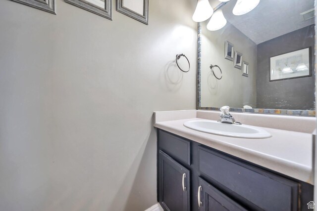 637 W Chase Ln, Centerville, UT 84014 - bathroom with vanity
