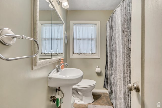 322 E Crawford Ave, Murray, UT 84107 - full bath featuring toilet and curtained shower