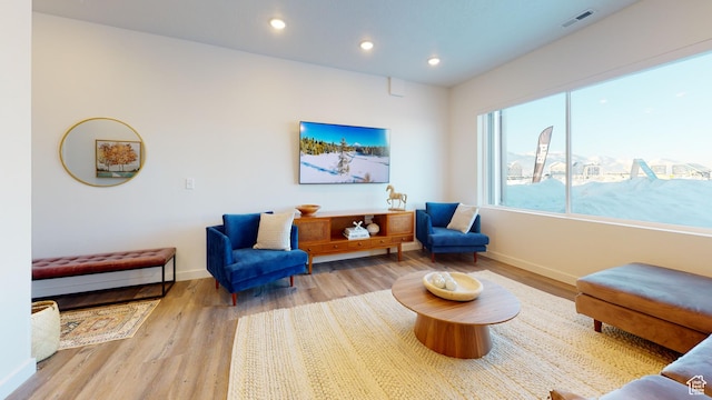 1378 S Sawmill Blvd Unit 7-703, Heber City, UT 84032 - living area featuring wood finished floors and recessed lighting