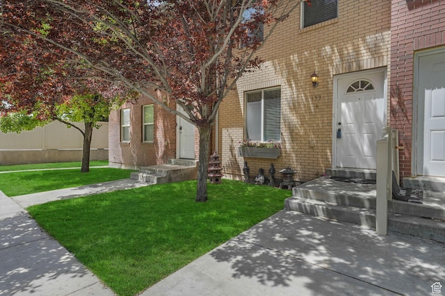 153 E Main St Unit B, Santaquin, UT 84655 - view of exterior entry with brick siding