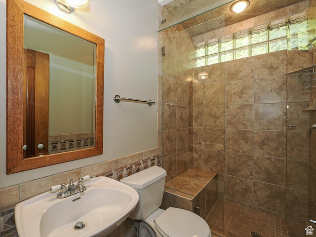 2137 N Pinecrest Canyon Rd Unit 35, Emigration Canyon, UT 84108 - full bath featuring a shower stall and tile walls