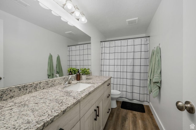 893 N 300 W, Santaquin, UT 84655 - bathroom featuring wood finished floors, vanity, and curtained shower