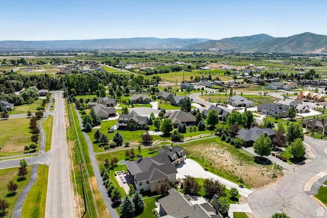 905 S Coldwater Way, Midway, UT 84049 - aerial view of residential area featuring a mountainous background