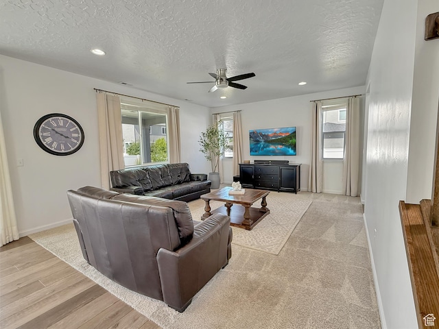 998 W 850 S, Springville, UT 84663 - living room featuring a ceiling fan, a textured ceiling, light wood-style flooring, and recessed lighting