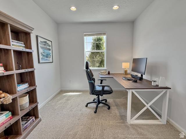 998 W 850 S, Springville, UT 84663 - carpeted office featuring recessed lighting
