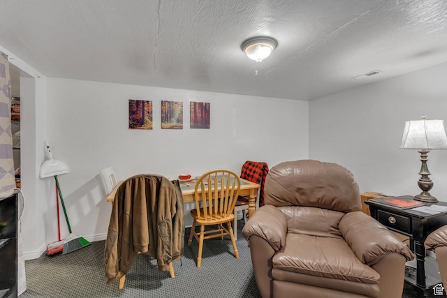 197 E Utah Ave, Payson, UT 84651 - sitting room featuring carpet and baseboards