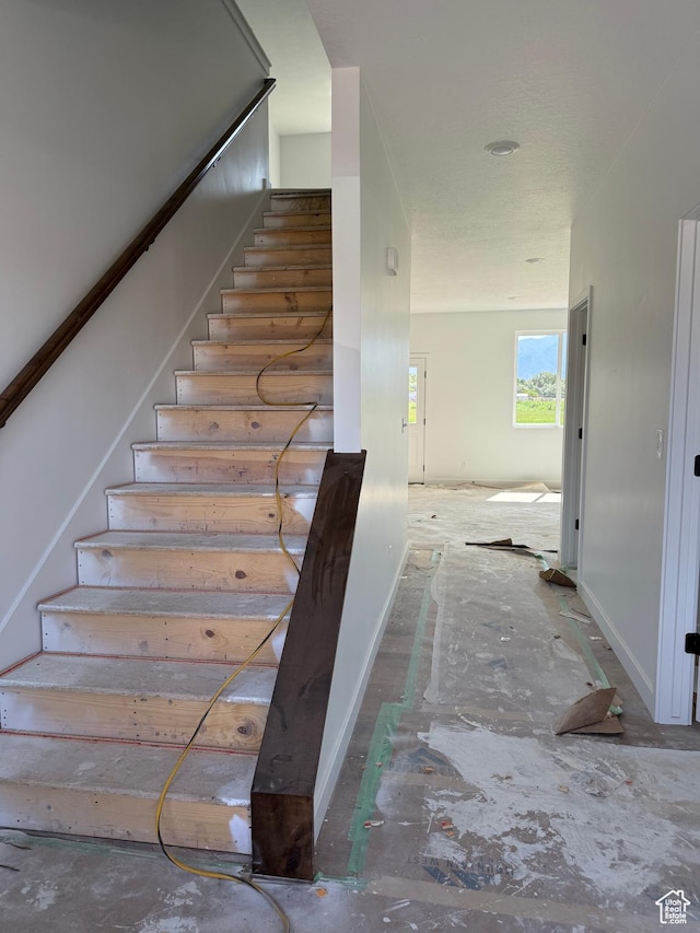 118 N 825 W, Clearfield, UT 84015 - staircase with baseboards