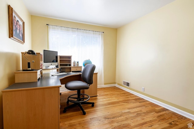 1795 S 50 W, Bountiful, UT 84010 - office featuring light wood finished floors and baseboards