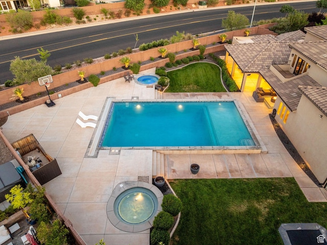 2979 E 3610th Cir S, St George, UT 84790 - view of pool featuring an in-ground hot tub and a patio area