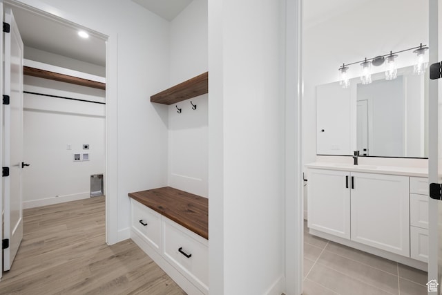 794 S 1690 W, Hurricane, UT 84737 - mudroom with a sink and light wood-type flooring