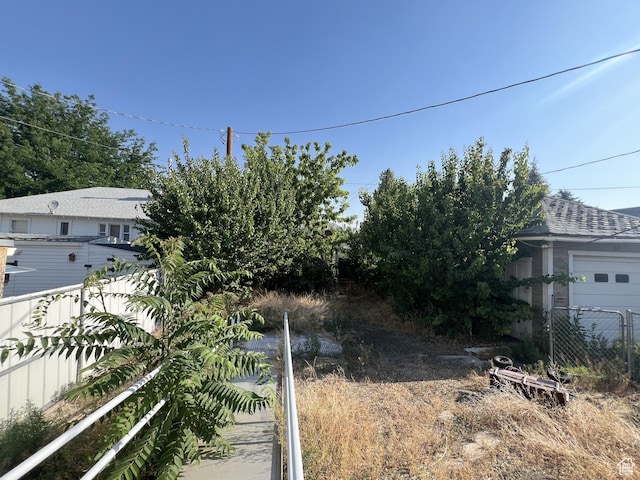 72 W 200 N, Price, UT 84501 - view of yard