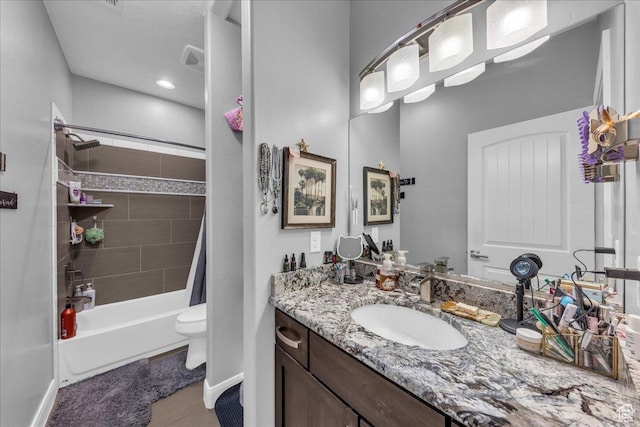 2644 E 3800 S, St George, UT 84790 - bathroom featuring vanity, shower / bathtub combination with curtain, and wood finished floors